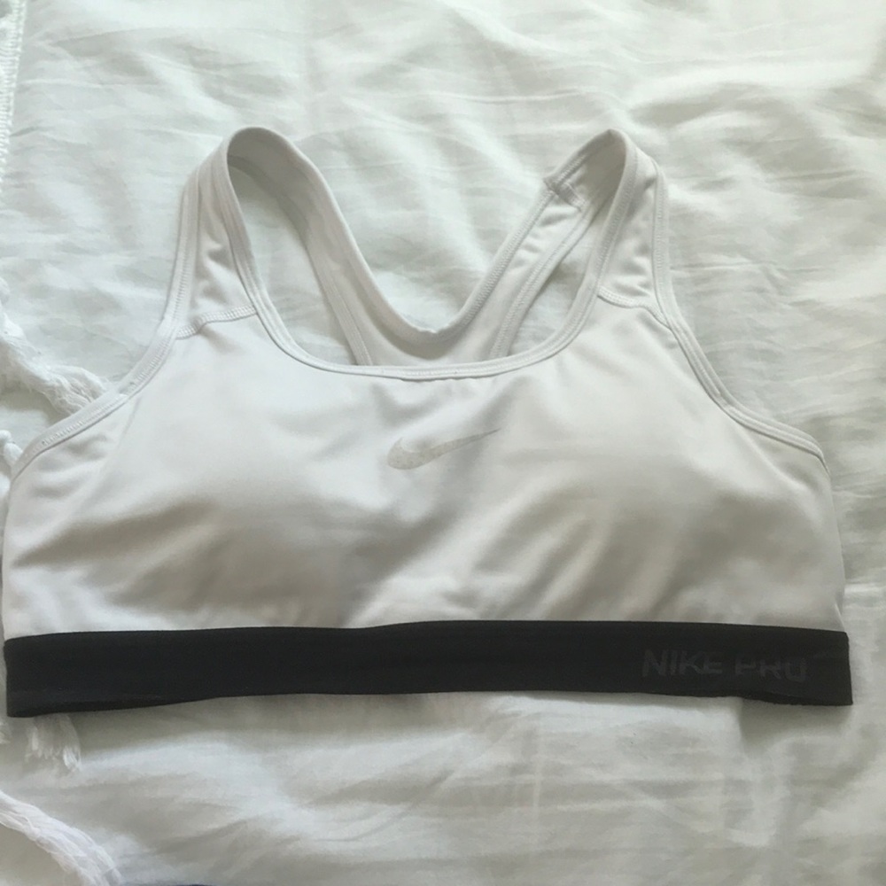 White Nike padded sports bra